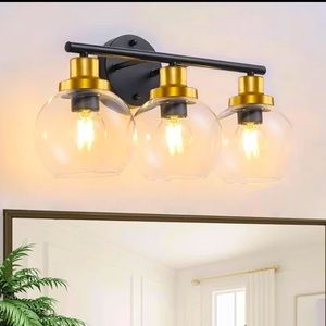 Pasearo Vanity Light. 3 - light